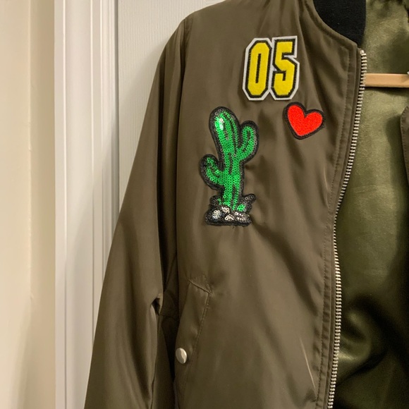 Design Lab army green bomber jacket - Picture 4 of 7